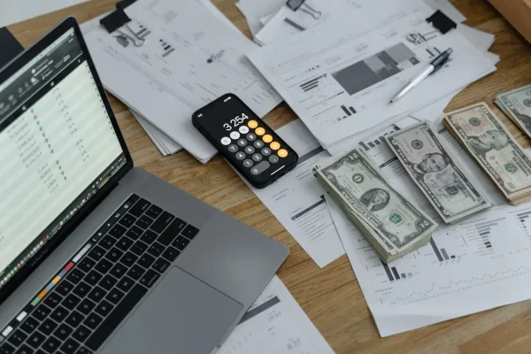 Professional payroll outsourcing services in Indonesia for corporate salary management by Legals ID.